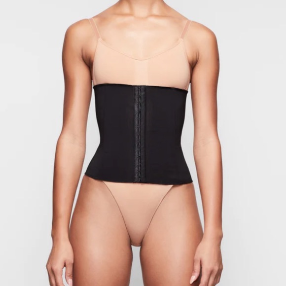 SKIMS Other - NWOT SKIMS Black Neoprene Shapewear Waist Trainer, size XXS